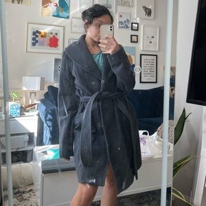 Gray woman’s trench coat
